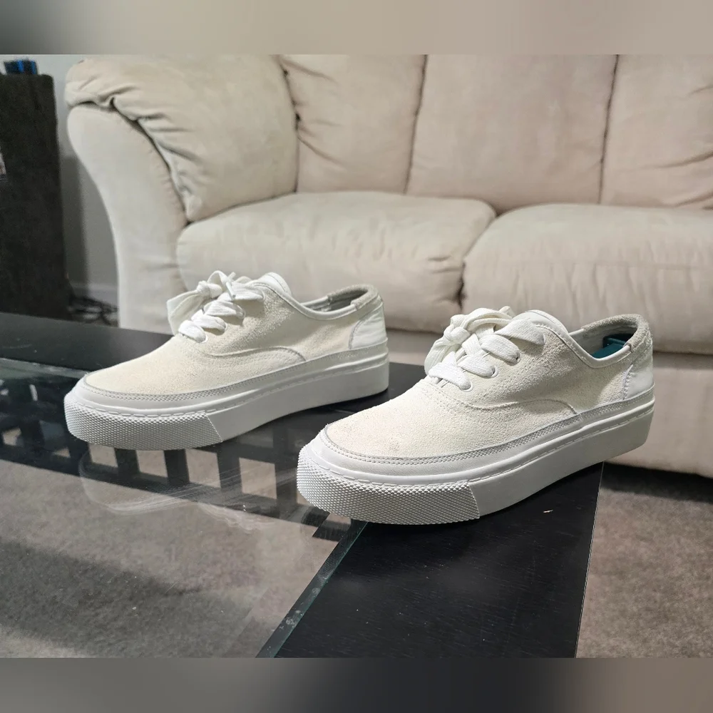 ALLSAINTS Bella ☆ White Suede Sneakers ☆ EUC ☆ 40 Eur or 10 US Womens - Picture 5 of 9